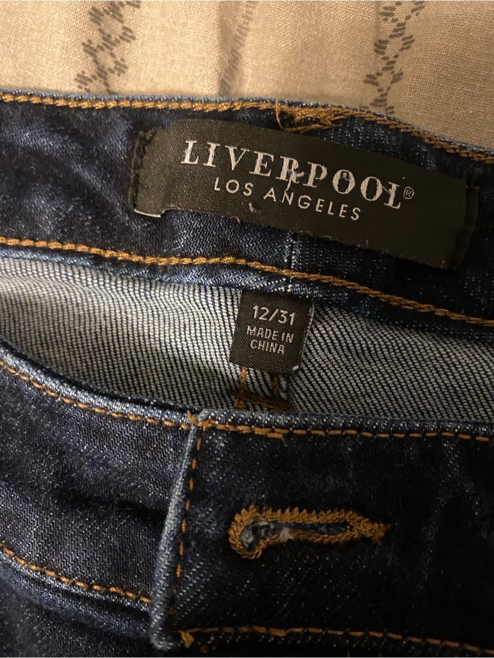 Liverpool Dark Indigo Jeans with Contrast Stitching - Picture 2 of 5